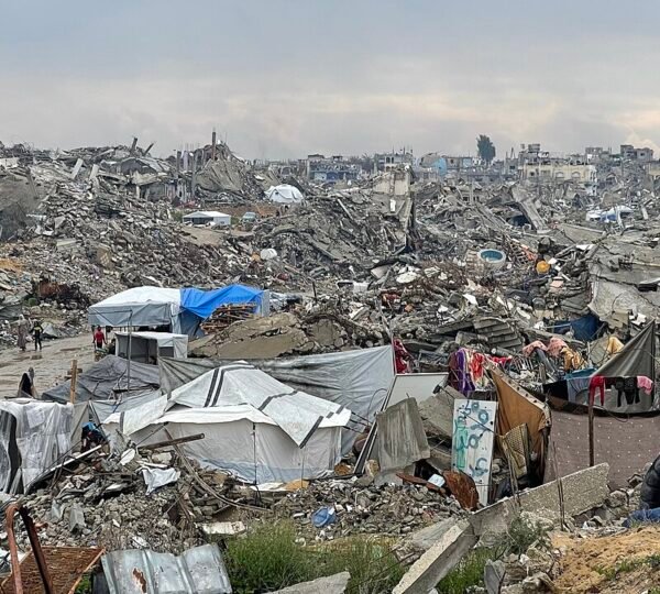 صورة أرشيفية: مبانٍ متضررة في بيت لاهيا، لا توثق بالضرورة الواقعة