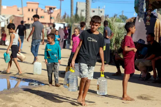 الأونروا: انهيار الوكالة يهدد بضياع جيل كامل من أطفال فلسطين